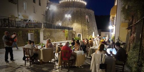 Apice Vecchia: Un'affascinante avventura nel borgo fantasma sospeso nel tempo